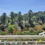 Manetta Tra Mare E Natura *