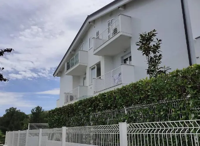 公寓 Holidayhome Manetta Tra Mare E Natura *