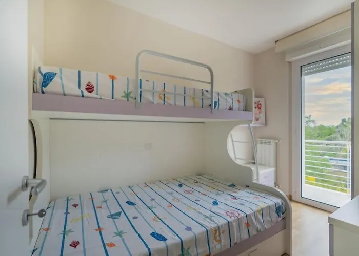 Апартаменты Holidayhome Manetta Tra Mare E Natura Пинето