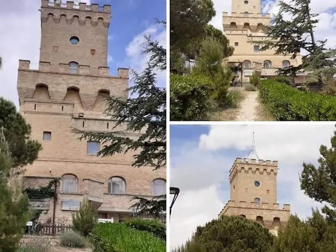 Manetta Tra Mare E Natura *