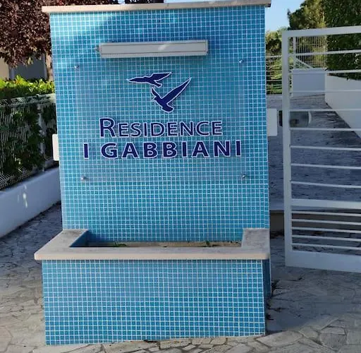 Manetta Tra Mare E Natura *